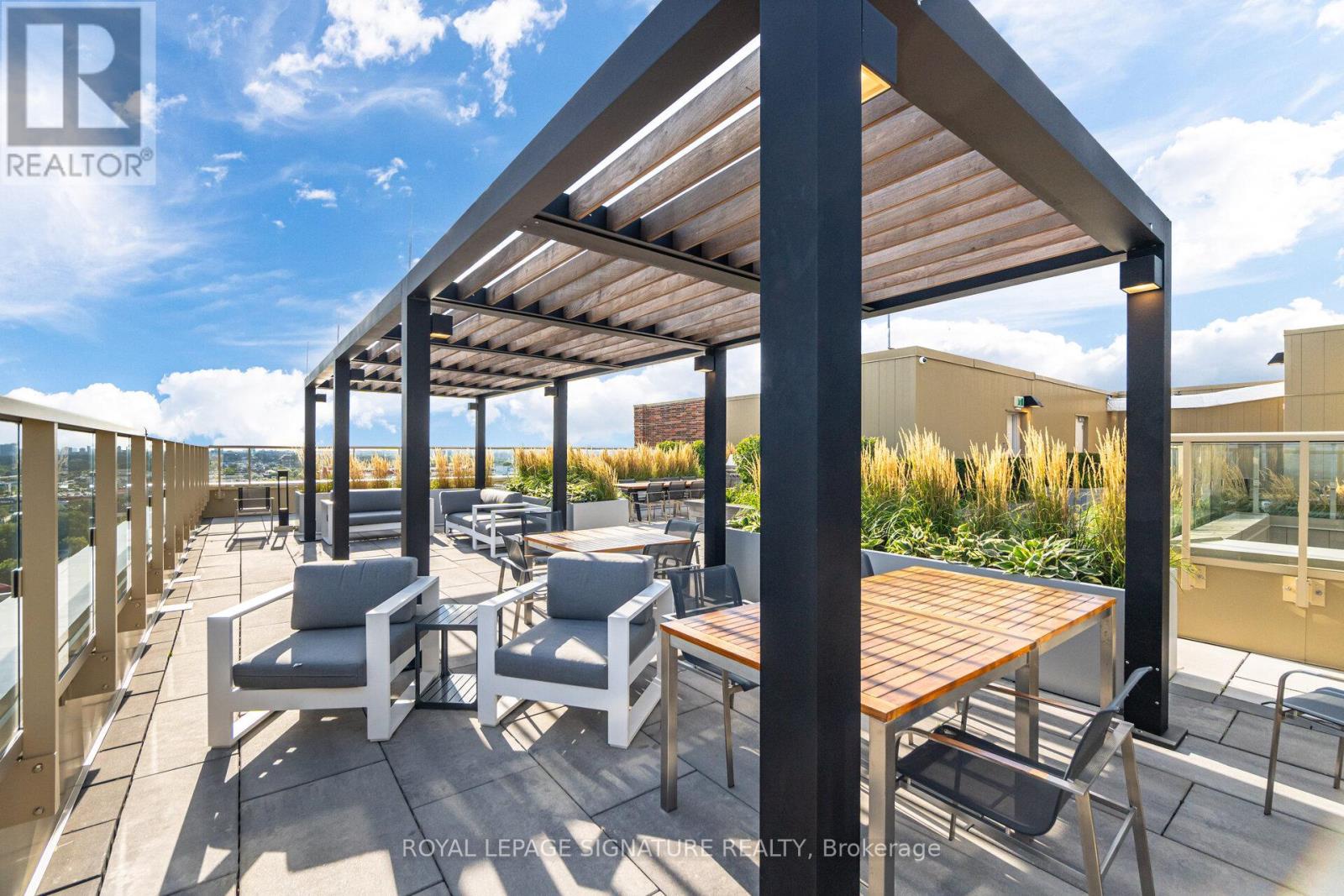 208 - 1787 St Clair Avenue W, Toronto (weston-pellam Park), Ontario