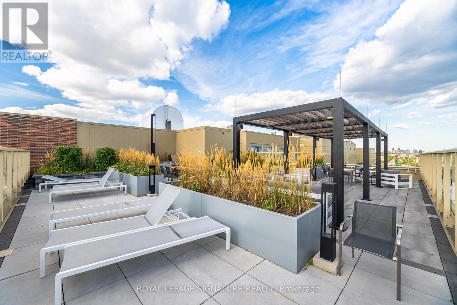 208 - 1787 St Clair Avenue W, Toronto (weston-pellam Park), Ontario