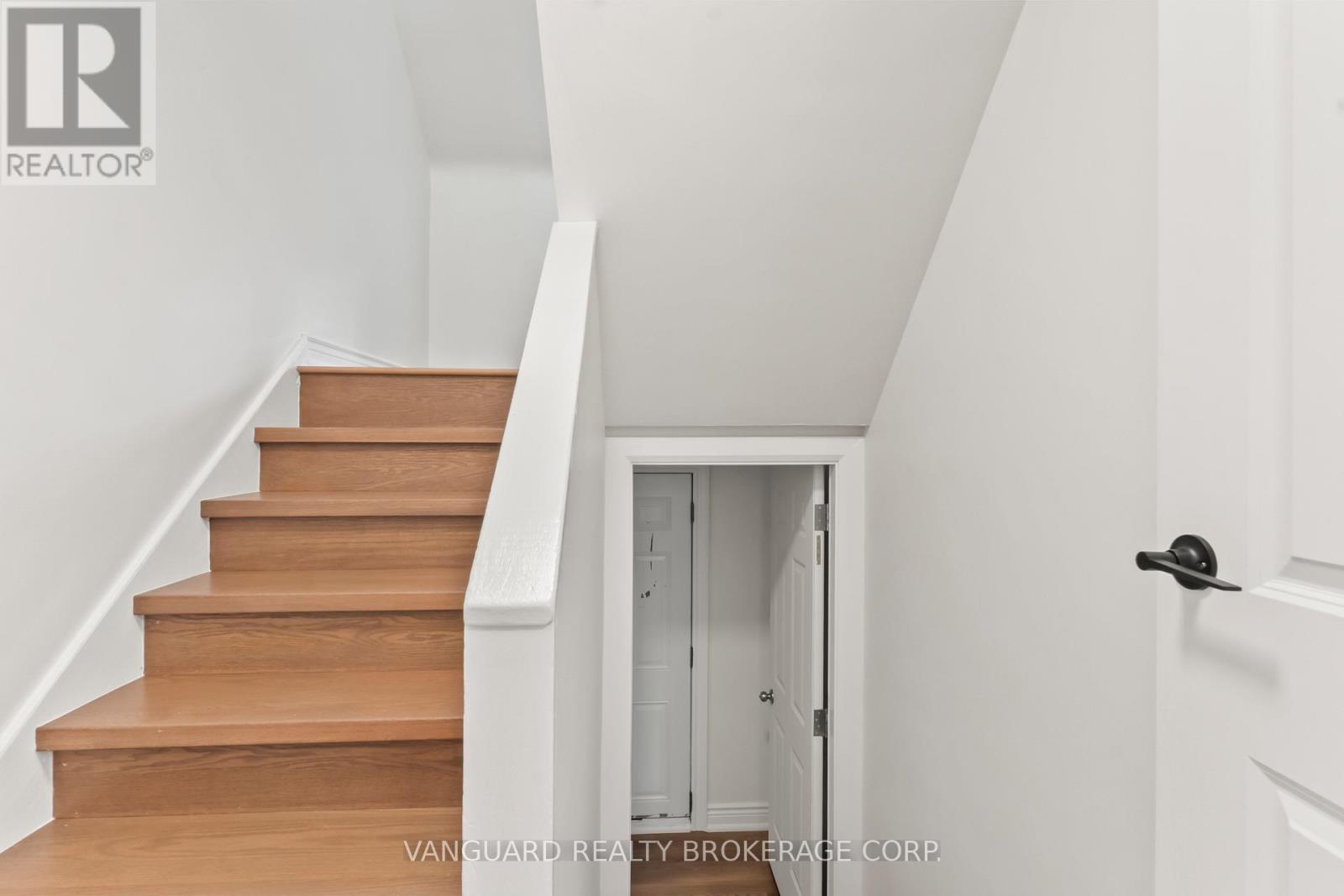 69 Joyce Parkway, Toronto (yorkdale-glen Park), Ontario