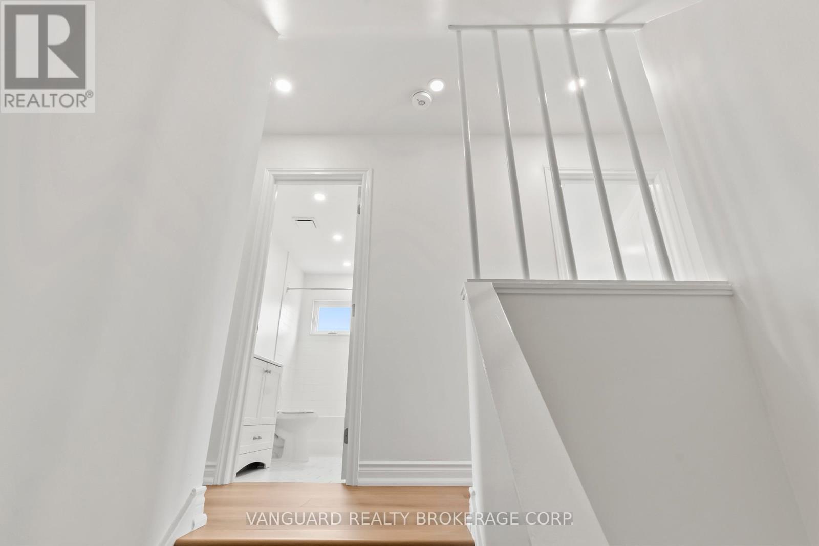 69 Joyce Parkway, Toronto (yorkdale-glen Park), Ontario