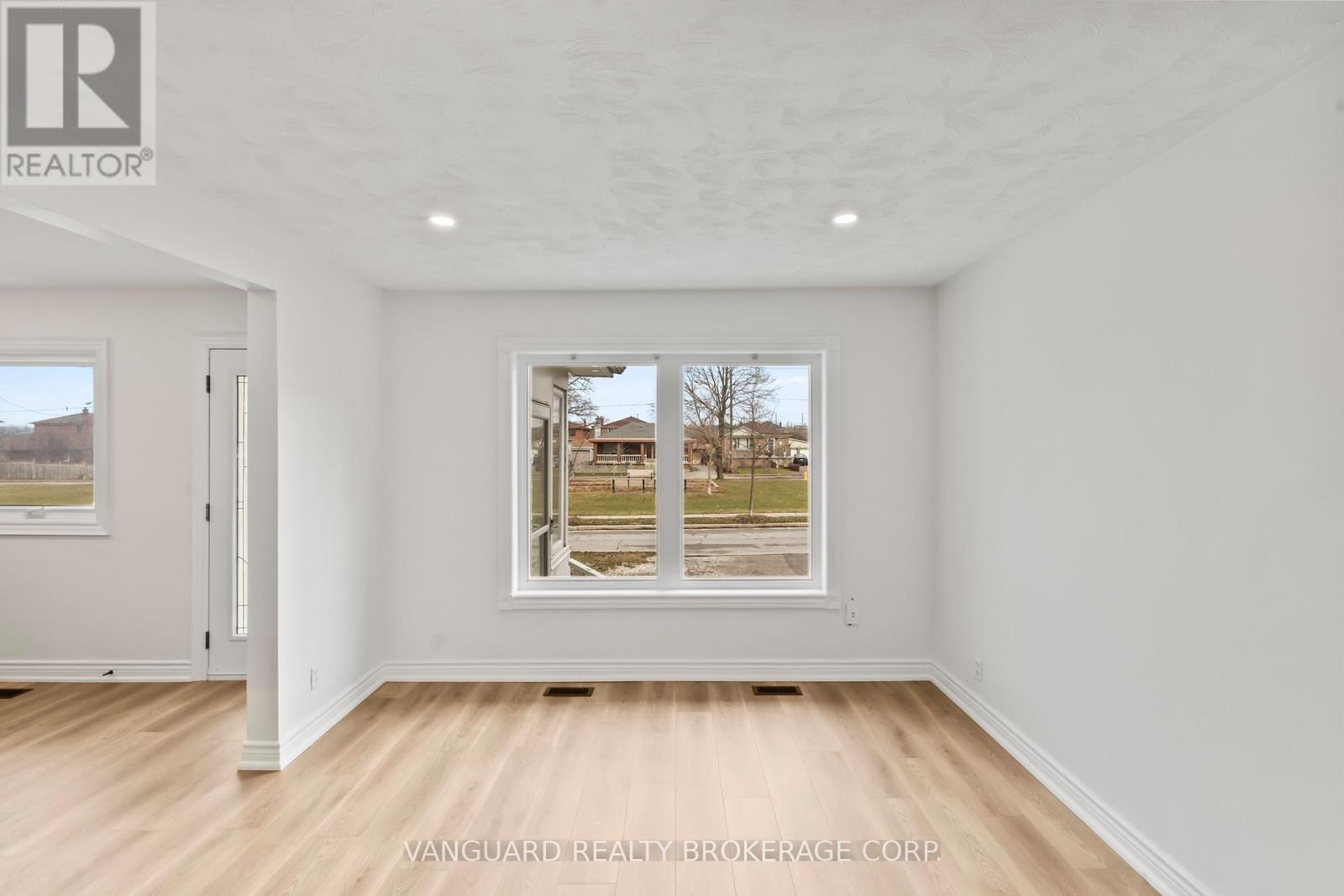 69 Joyce Parkway, Toronto (yorkdale-glen Park), Ontario