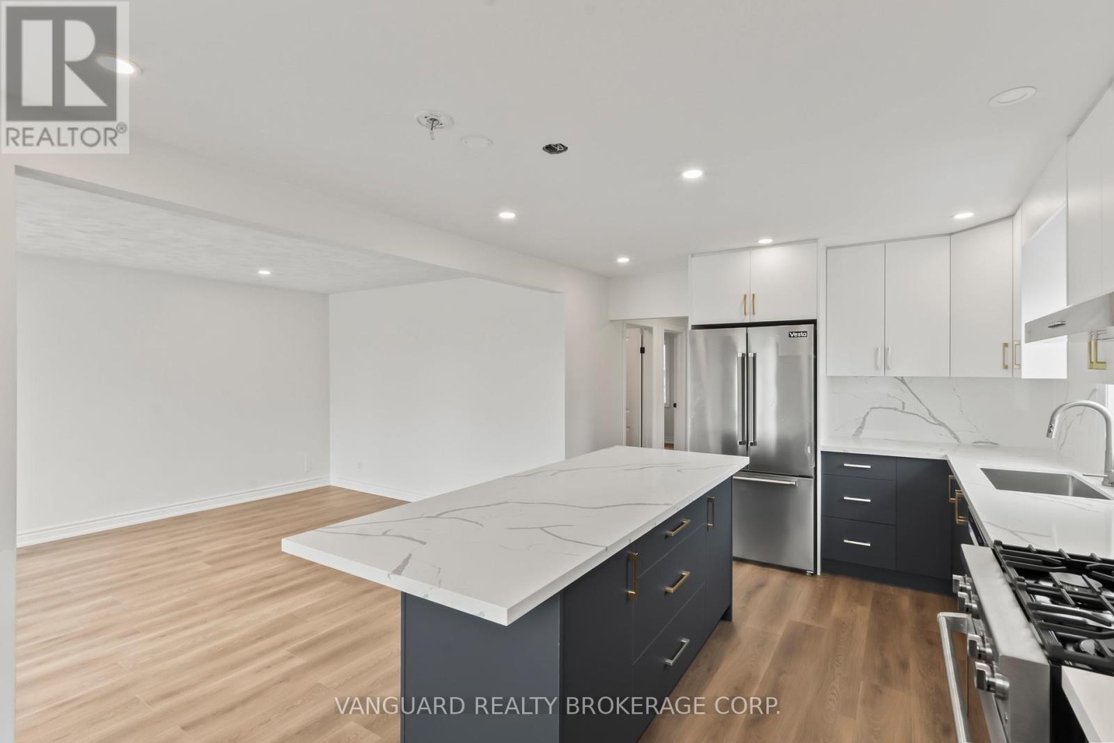 69 Joyce Parkway, Toronto (yorkdale-glen Park), Ontario