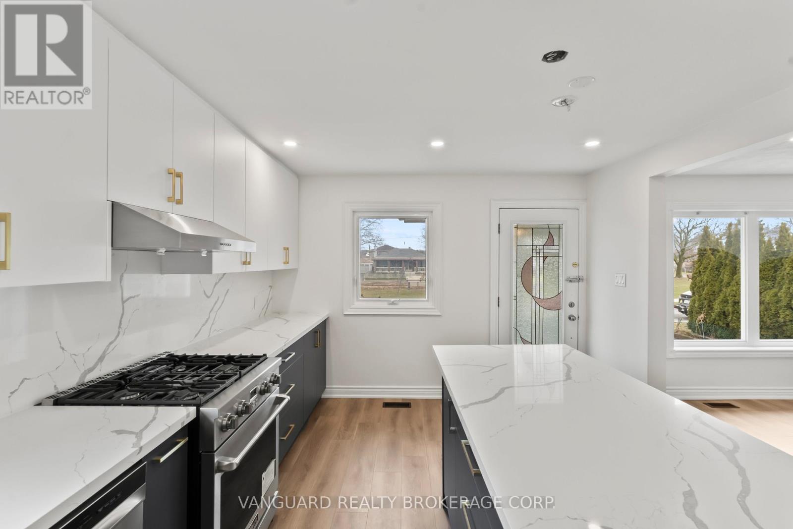 69 Joyce Parkway, Toronto (yorkdale-glen Park), Ontario