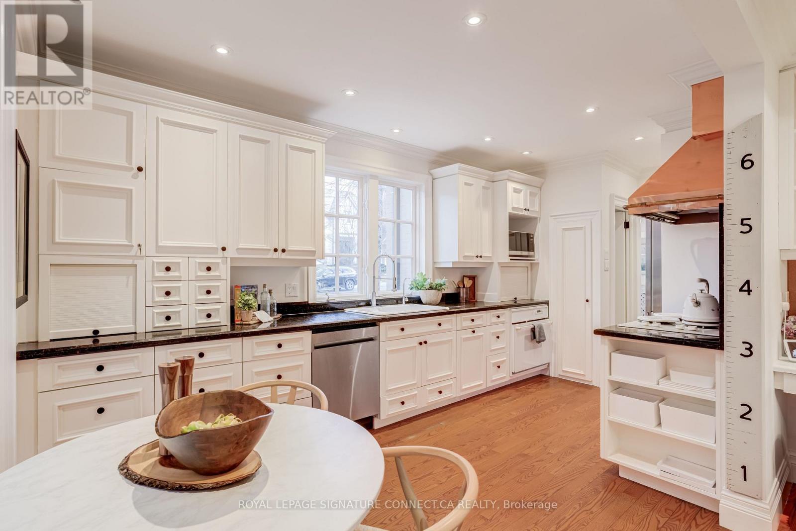 43 Glengowan Road, Toronto (lawrence Park South), Ontario