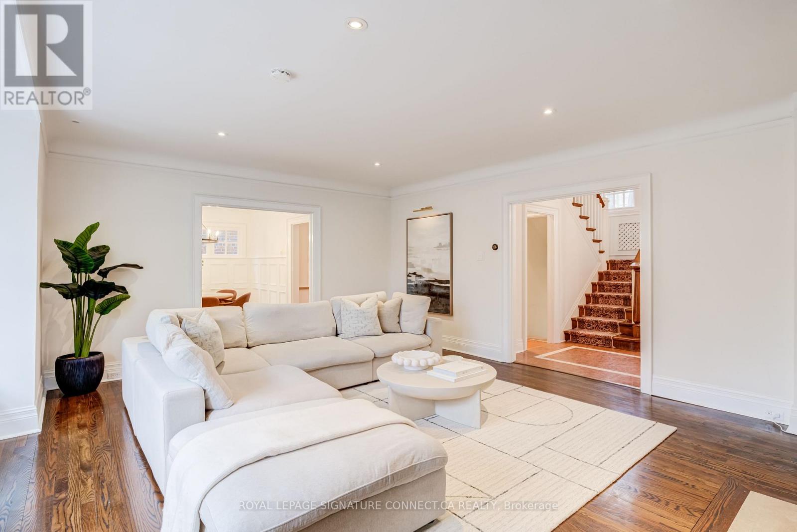 43 Glengowan Road, Toronto (lawrence Park South), Ontario