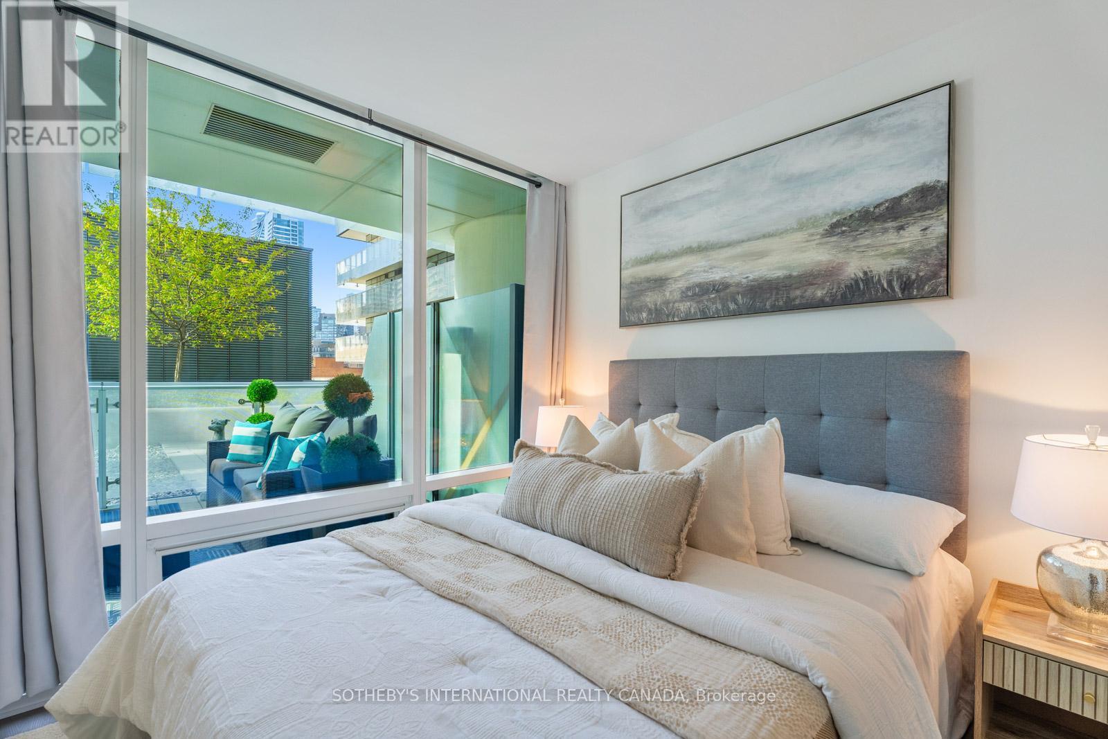 303 - 1 Bloor Street E, Toronto (church-yonge Corridor), Ontario