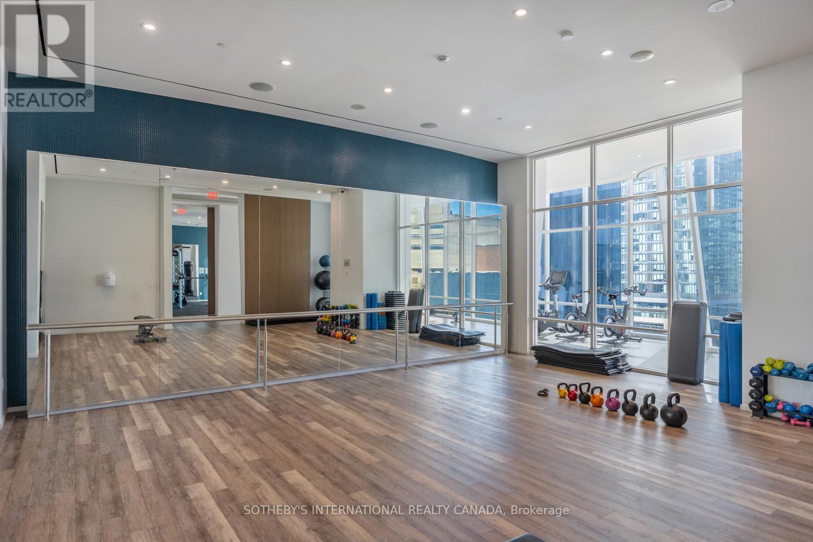 303 - 1 Bloor Street E, Toronto (church-yonge Corridor), Ontario