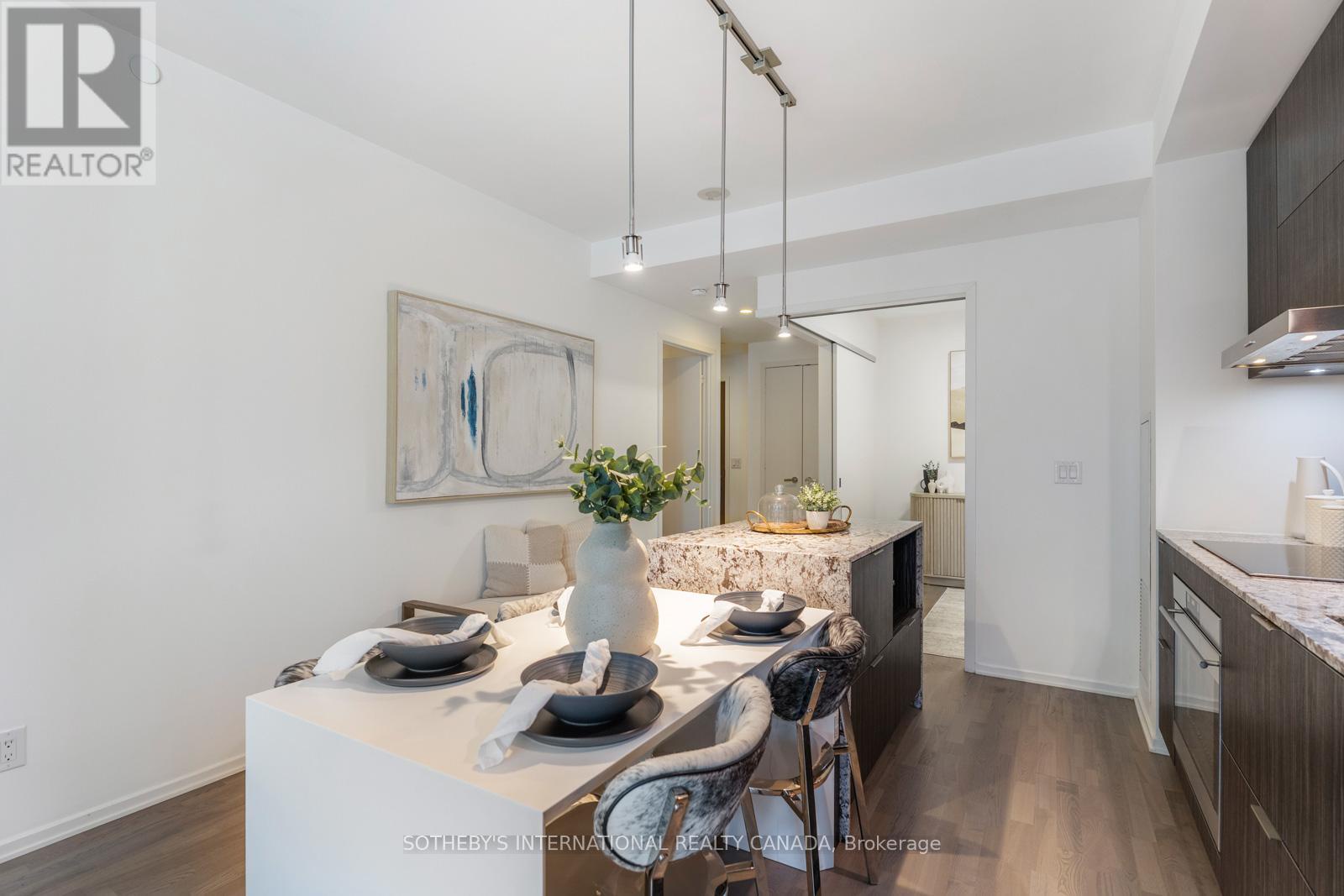 303 - 1 Bloor Street E, Toronto (church-yonge Corridor), Ontario