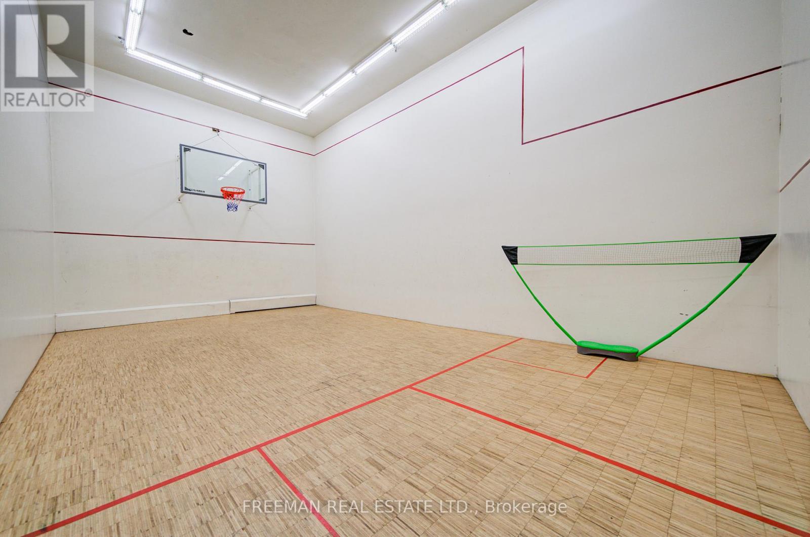 2405 - 633 Bay Street, Toronto (bay Street Corridor), Ontario