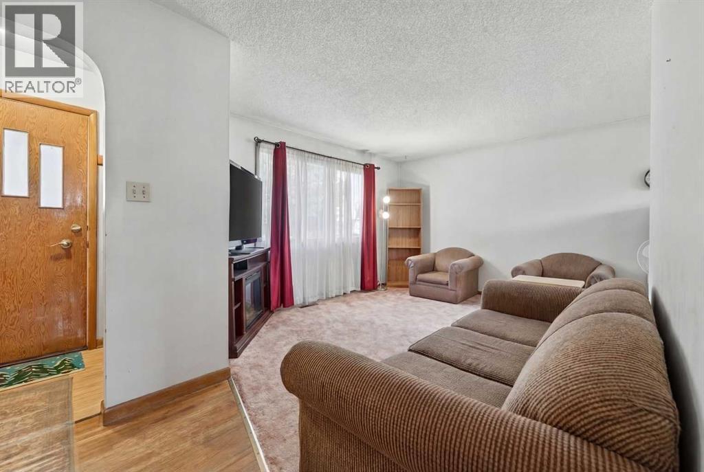 317 26 Street S, Lethbridge, Alberta