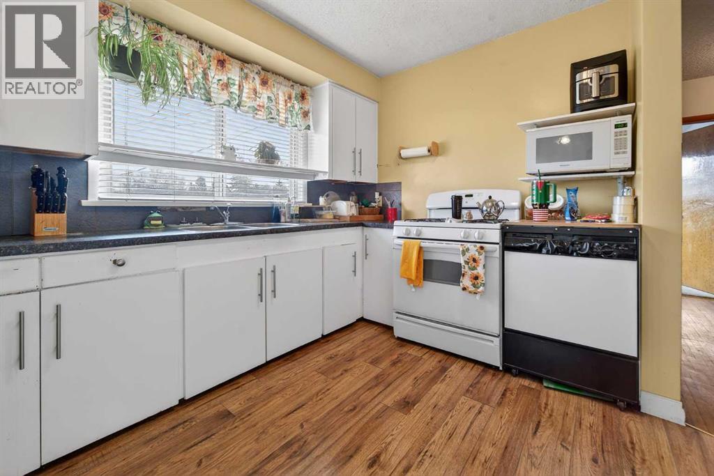 317 26 Street S, Lethbridge, Alberta