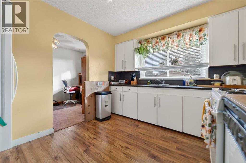 317 26 Street S, Lethbridge, Alberta