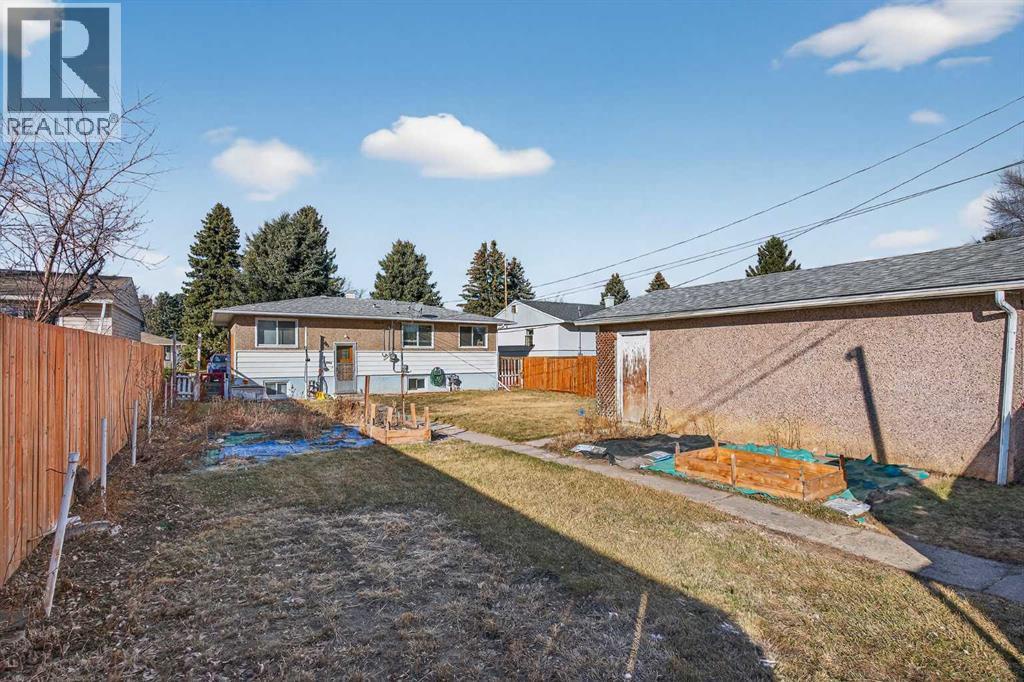 317 26 Street S, Lethbridge, Alberta