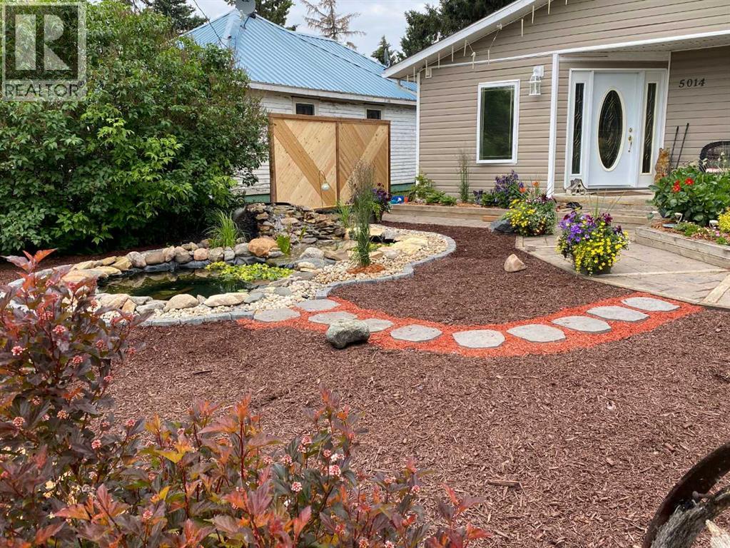 5014 51 Street, Islay, Alberta