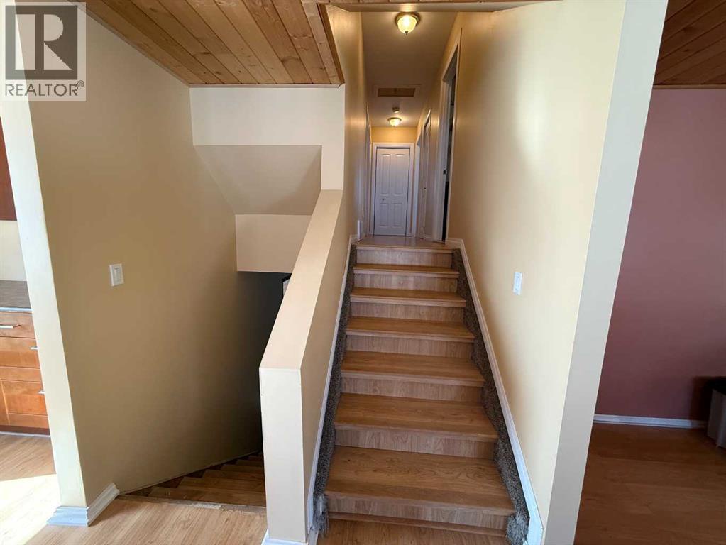 5014 51 Street, Islay, Alberta