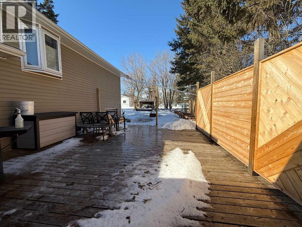 5014 51 Street, Islay, Alberta