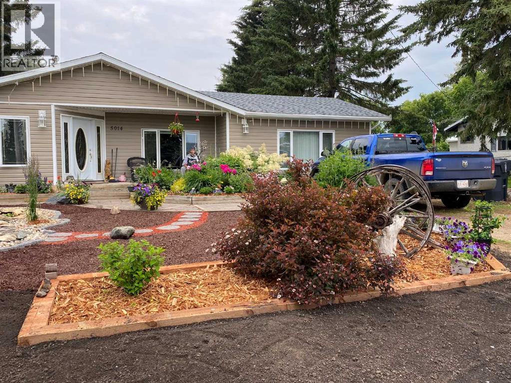 5014 51 Street, Islay, Alberta