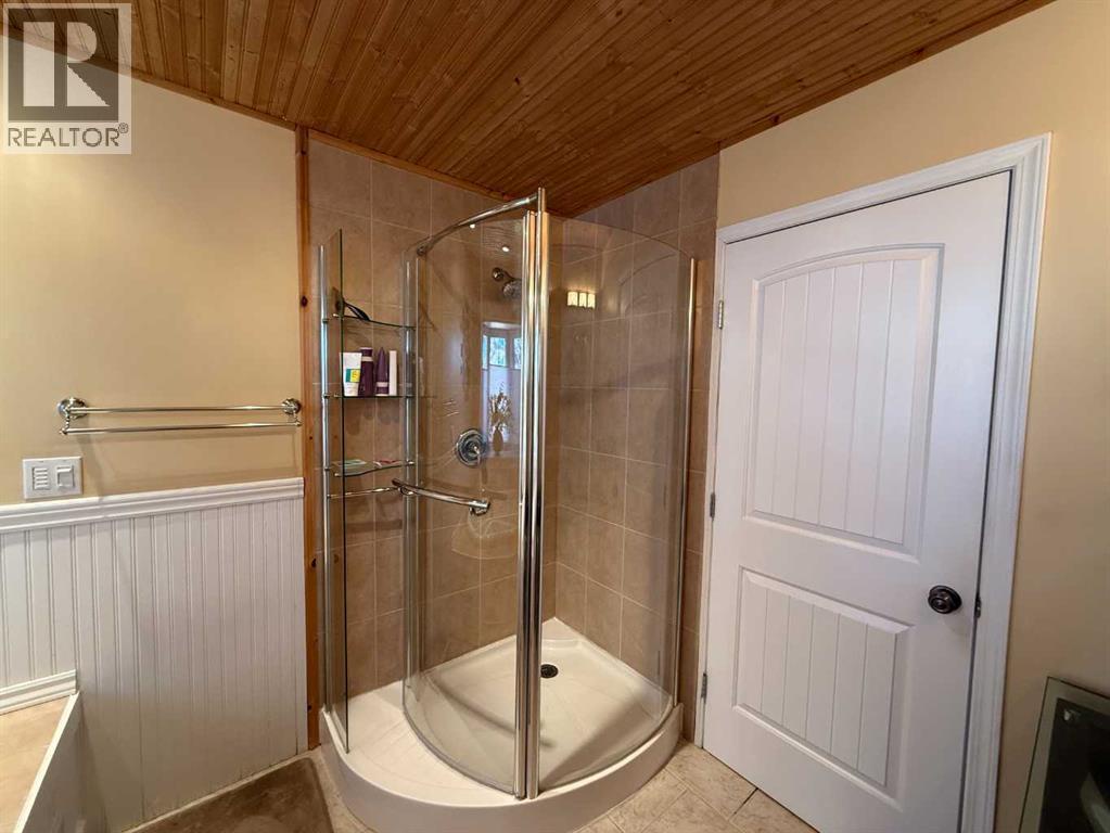 5014 51 Street, Islay, Alberta