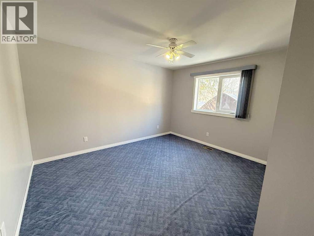 5014 51 Street, Islay, Alberta