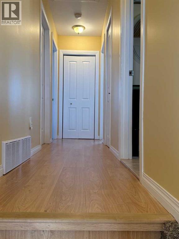 5014 51 Street, Islay, Alberta