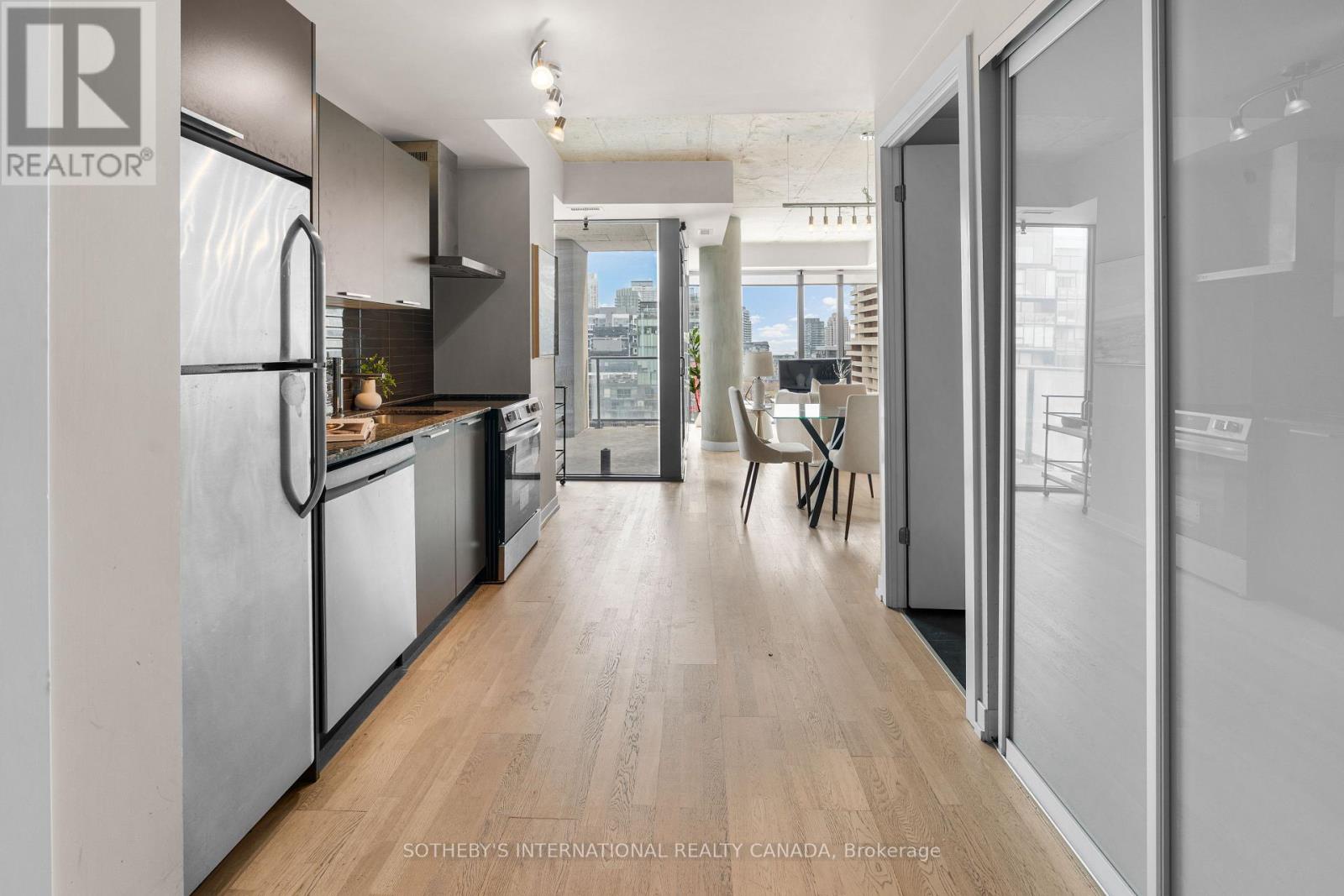 1204 - 95 Bathurst Street, Toronto (waterfront Communities), Ontario