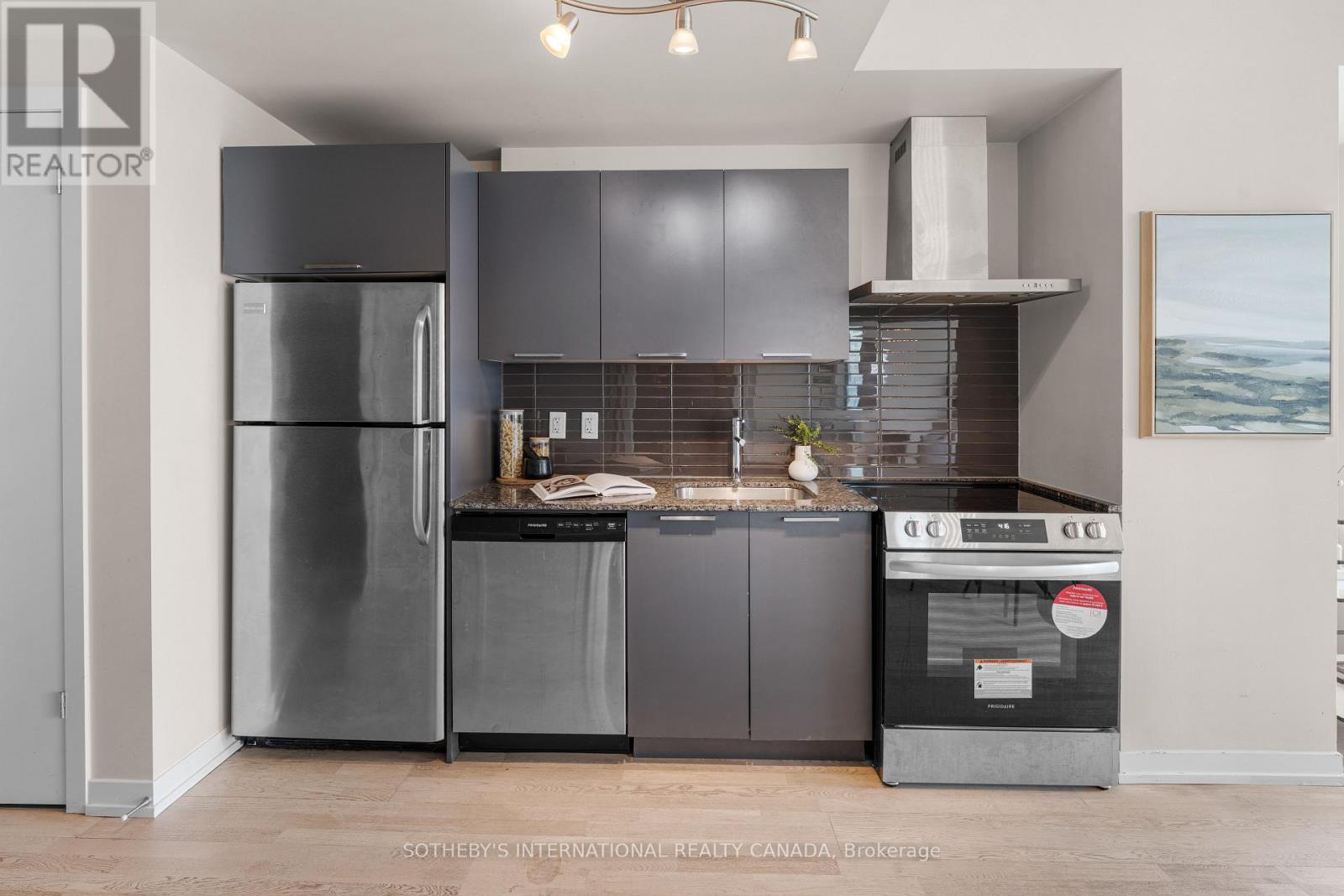 1204 - 95 Bathurst Street, Toronto (waterfront Communities), Ontario