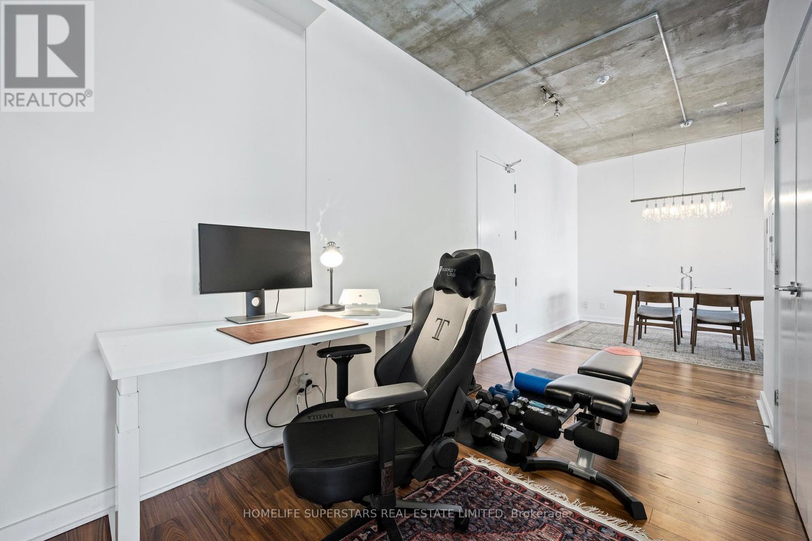 303 - 60 Bathurst Street, Toronto (niagara), Ontario