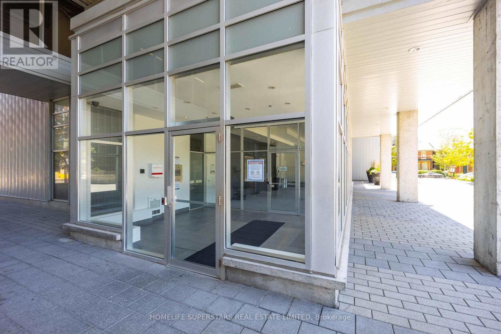 303 - 60 Bathurst Street, Toronto (niagara), Ontario