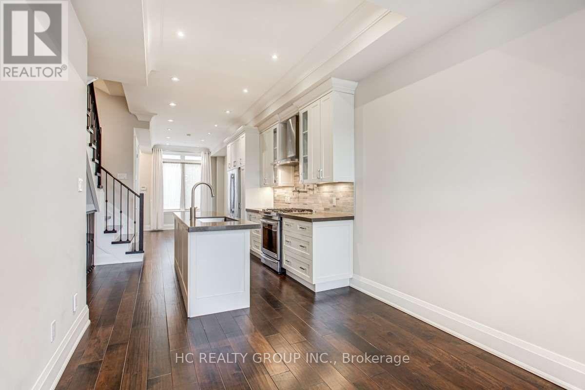 51a Burnaby Boulevard, Toronto (yonge-eglinton), Ontario