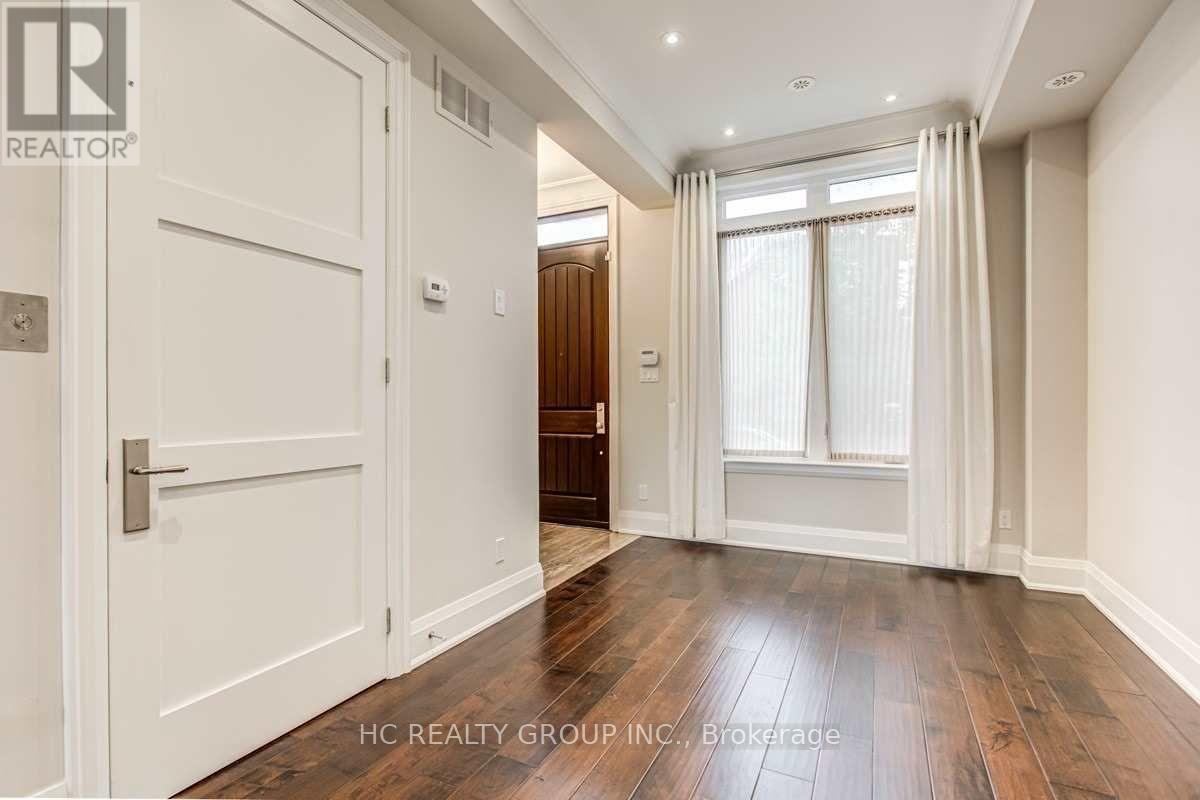 51a Burnaby Boulevard, Toronto (yonge-eglinton), Ontario