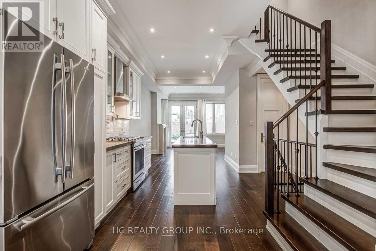 51a Burnaby Boulevard, Toronto (yonge-eglinton), Ontario