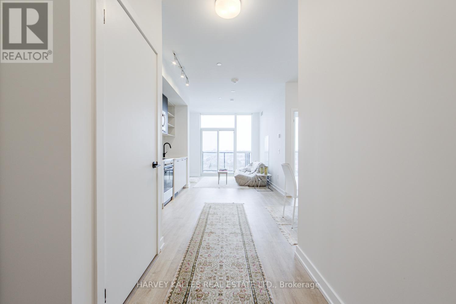 1001 - 2300 St Clair Avenue W, Toronto (junction Area), Ontario