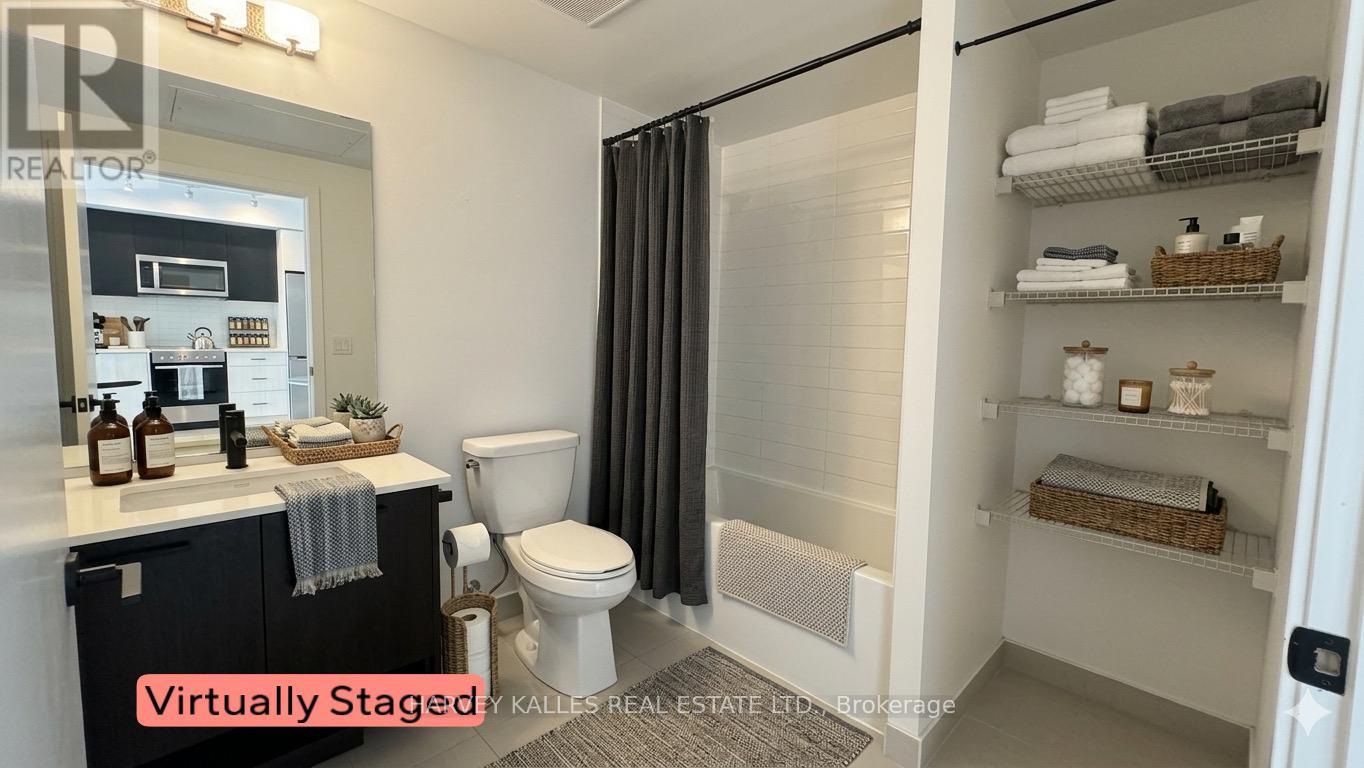 1001 - 2300 St Clair Avenue W, Toronto (junction Area), Ontario