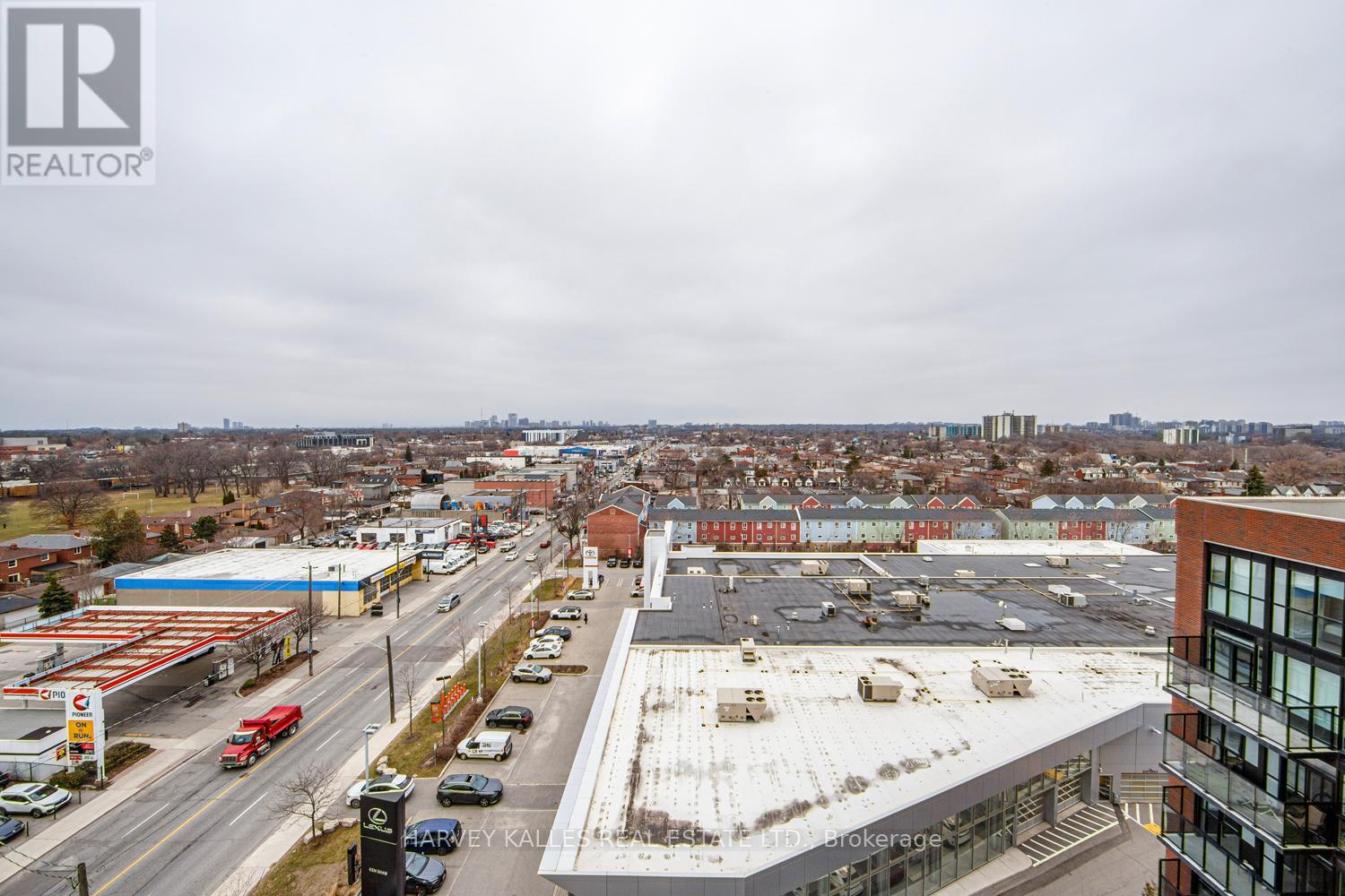 1001 - 2300 St Clair Avenue W, Toronto (junction Area), Ontario