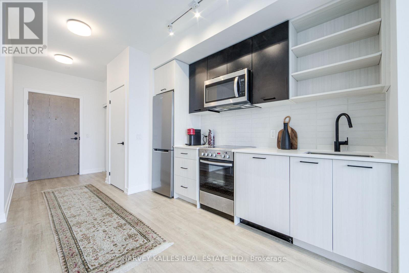 1001 - 2300 St Clair Avenue W, Toronto (junction Area), Ontario