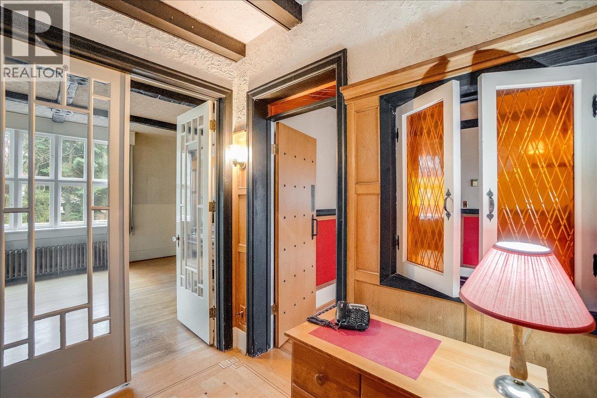 1107 Robertson Avenue, Nelson, British Columbia