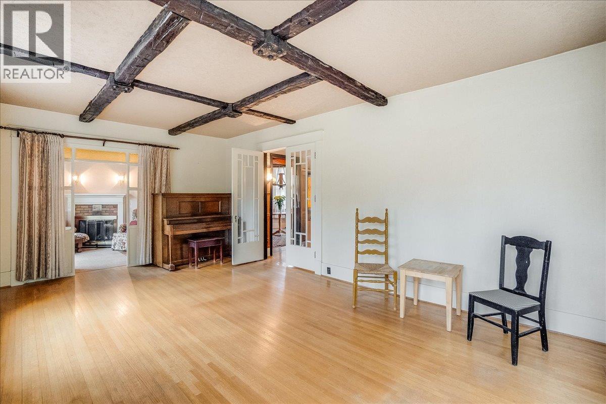 1107 Robertson Avenue, Nelson, British Columbia