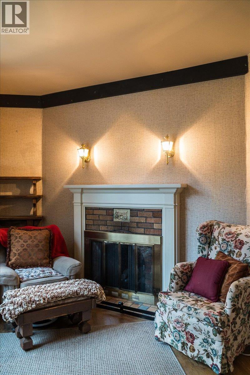 1107 Robertson Avenue, Nelson, British Columbia