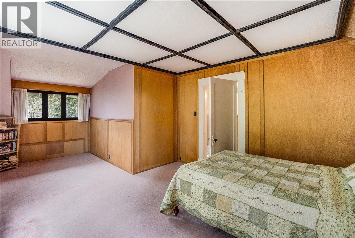 1107 Robertson Avenue, Nelson, British Columbia