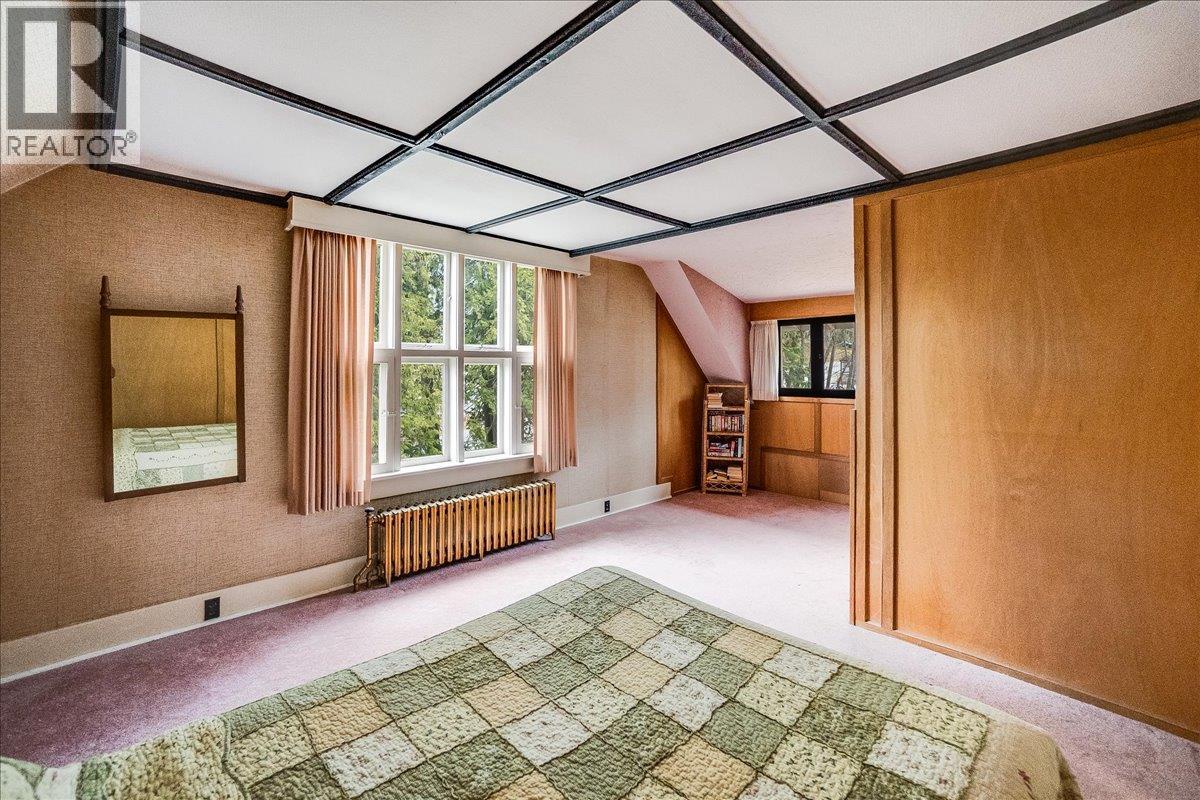 1107 Robertson Avenue, Nelson, British Columbia