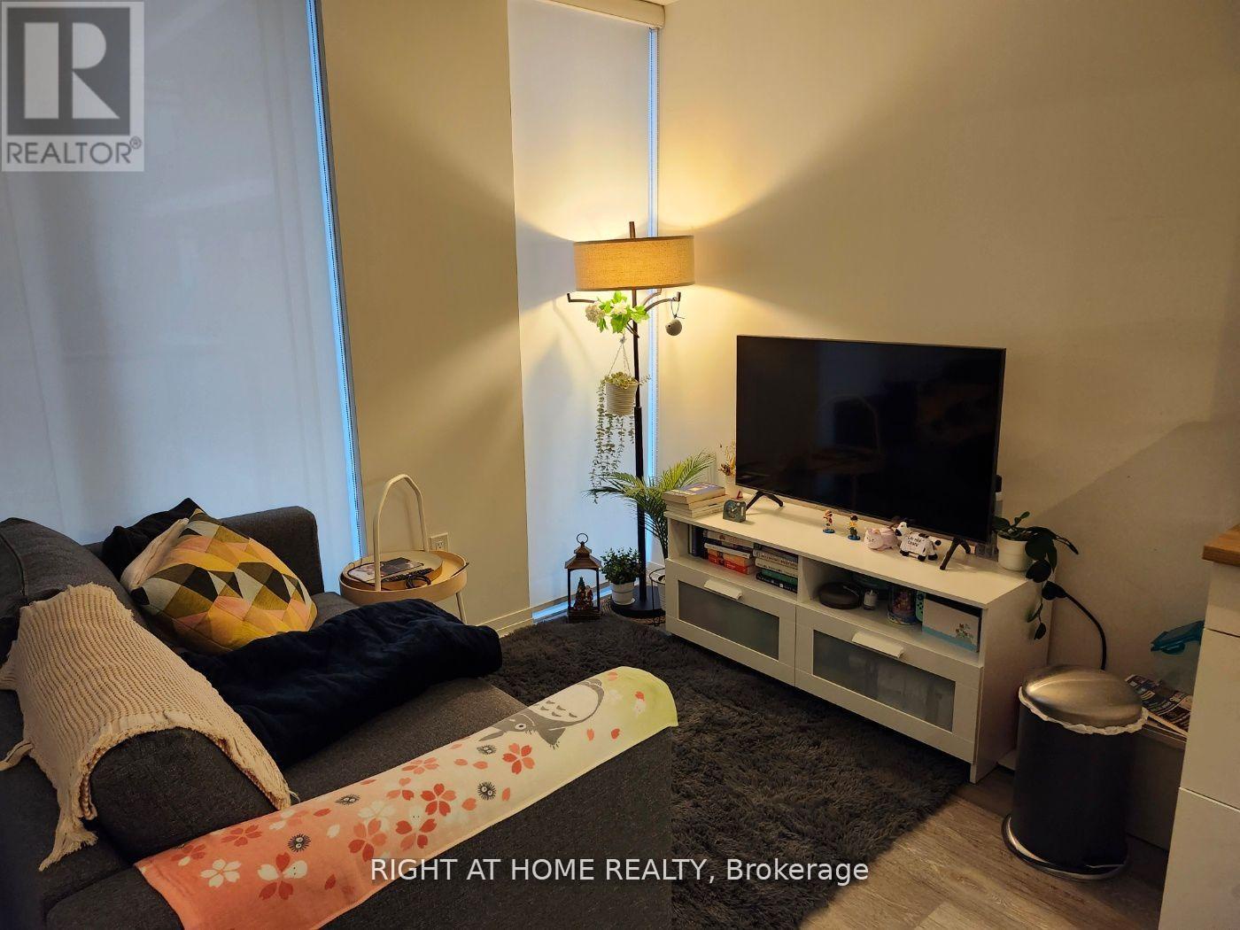 938 - 251 Jarvis Street, Toronto (moss Park), Ontario