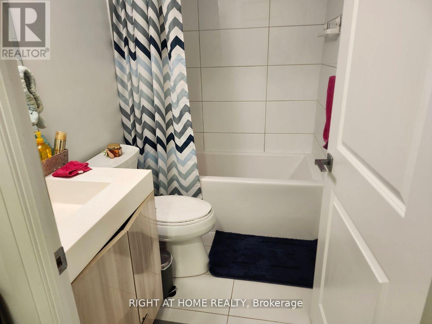 938 - 251 Jarvis Street, Toronto (moss Park), Ontario