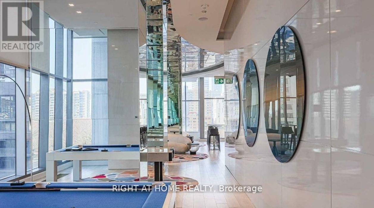 938 - 251 Jarvis Street, Toronto (moss Park), Ontario