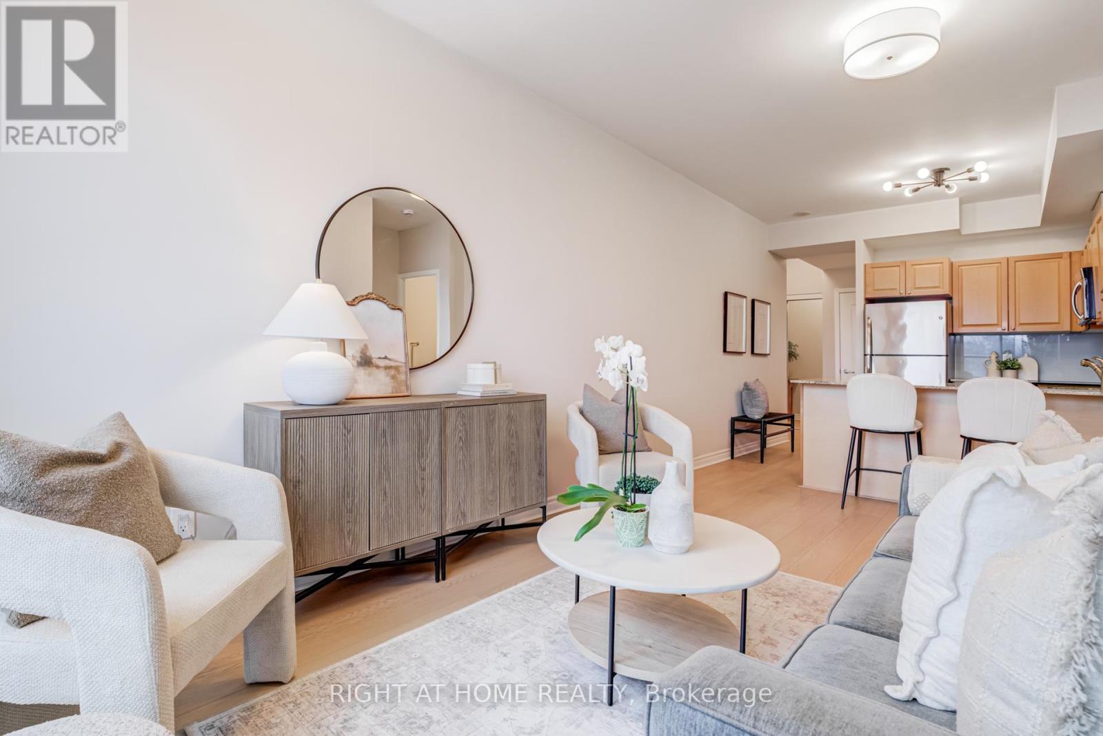 307 - 3865 Lake Shore Boulevard W, Toronto (long Branch), Ontario