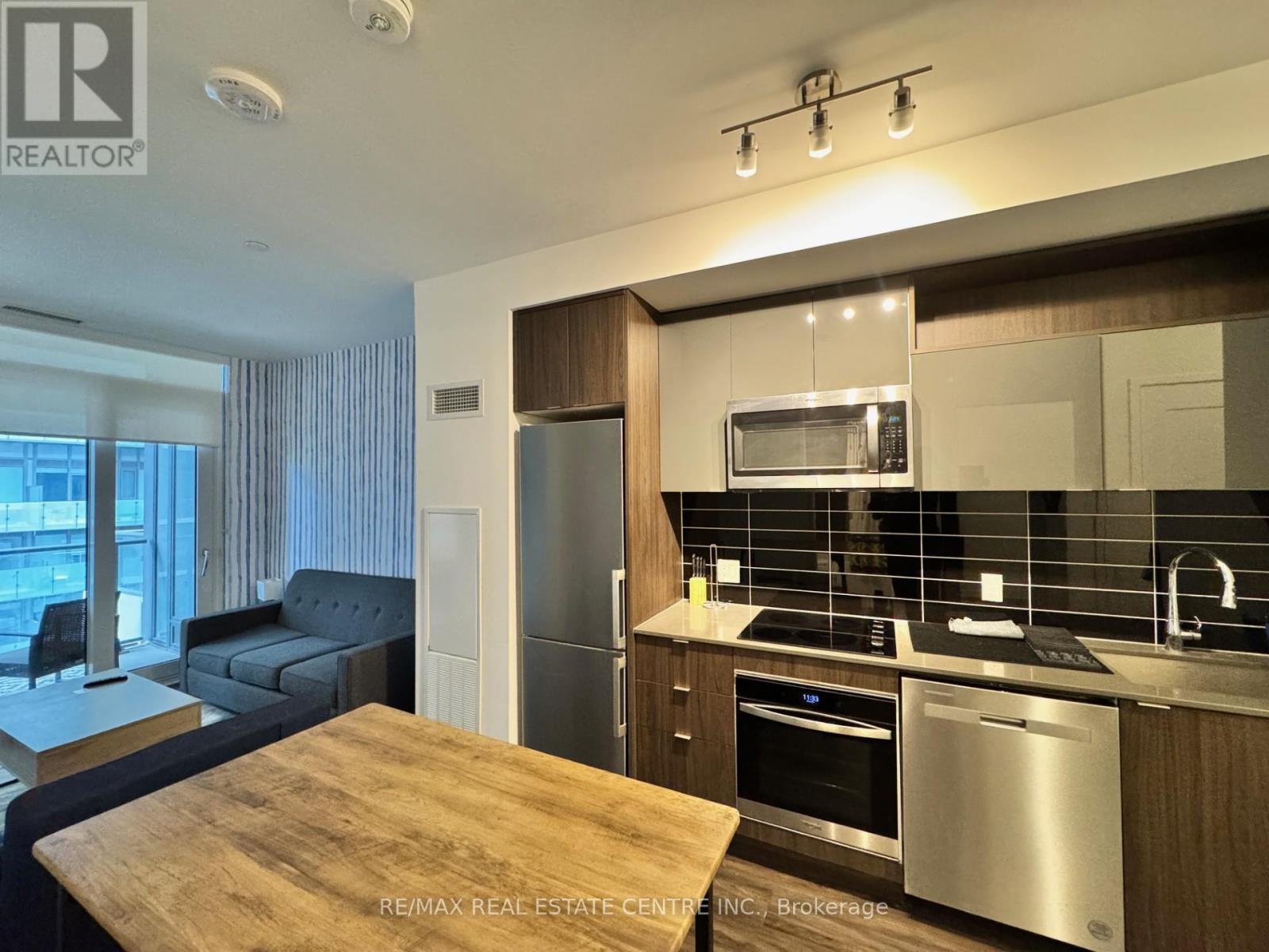 1925a - 70 Princess Street, Toronto (waterfront Communities), Ontario