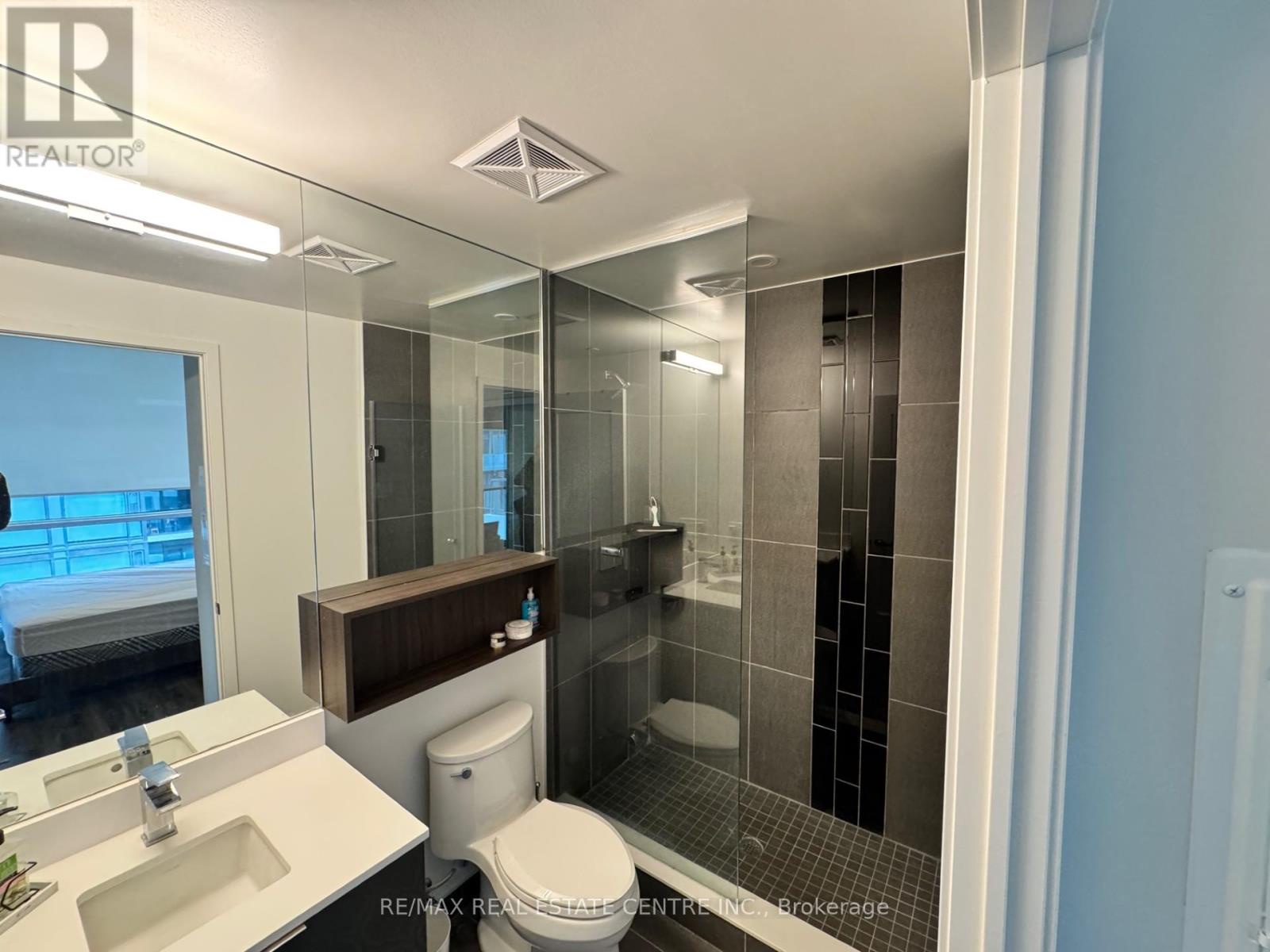 1925a - 70 Princess Street, Toronto (waterfront Communities), Ontario