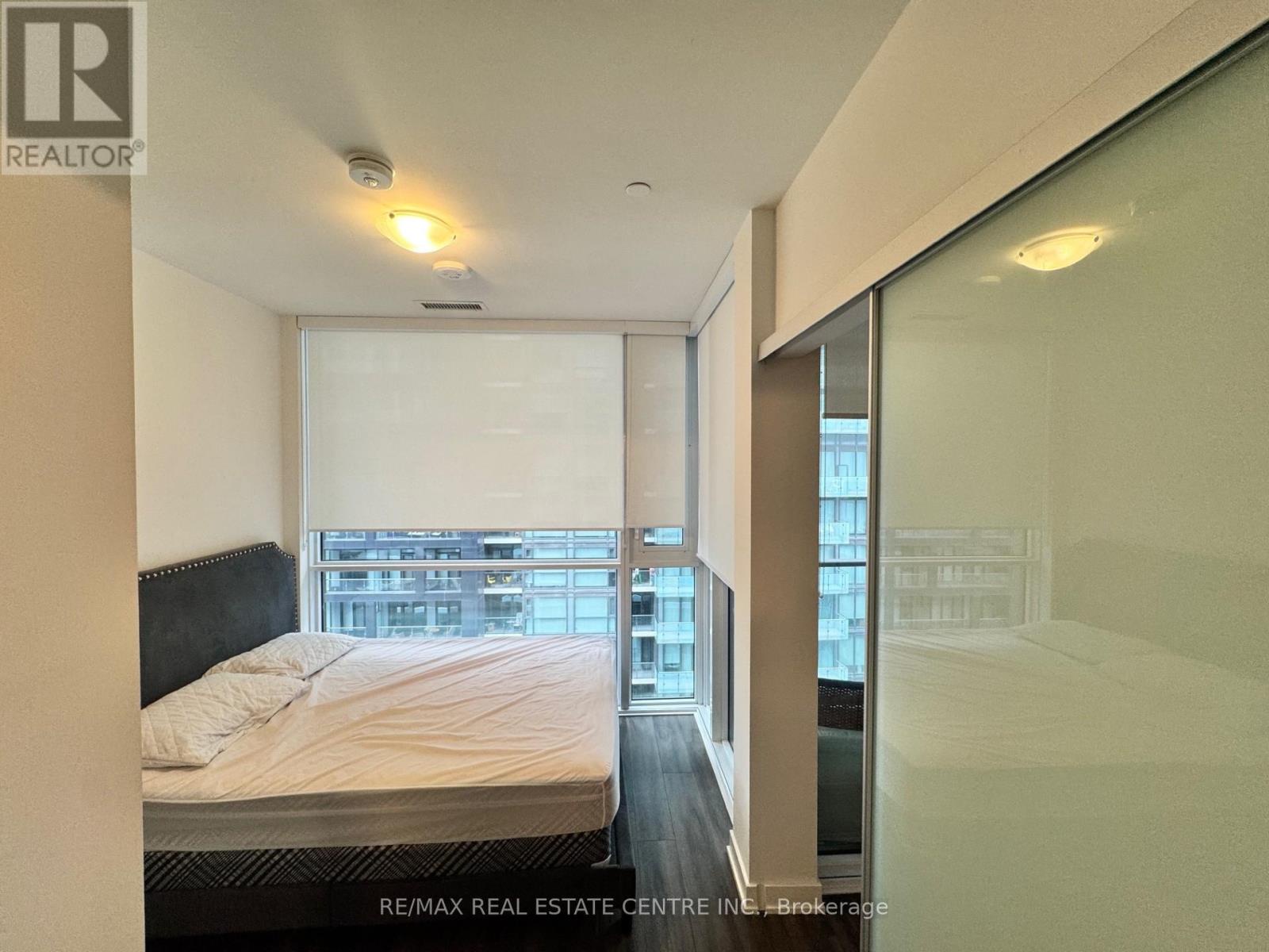 1925a - 70 Princess Street, Toronto (waterfront Communities), Ontario