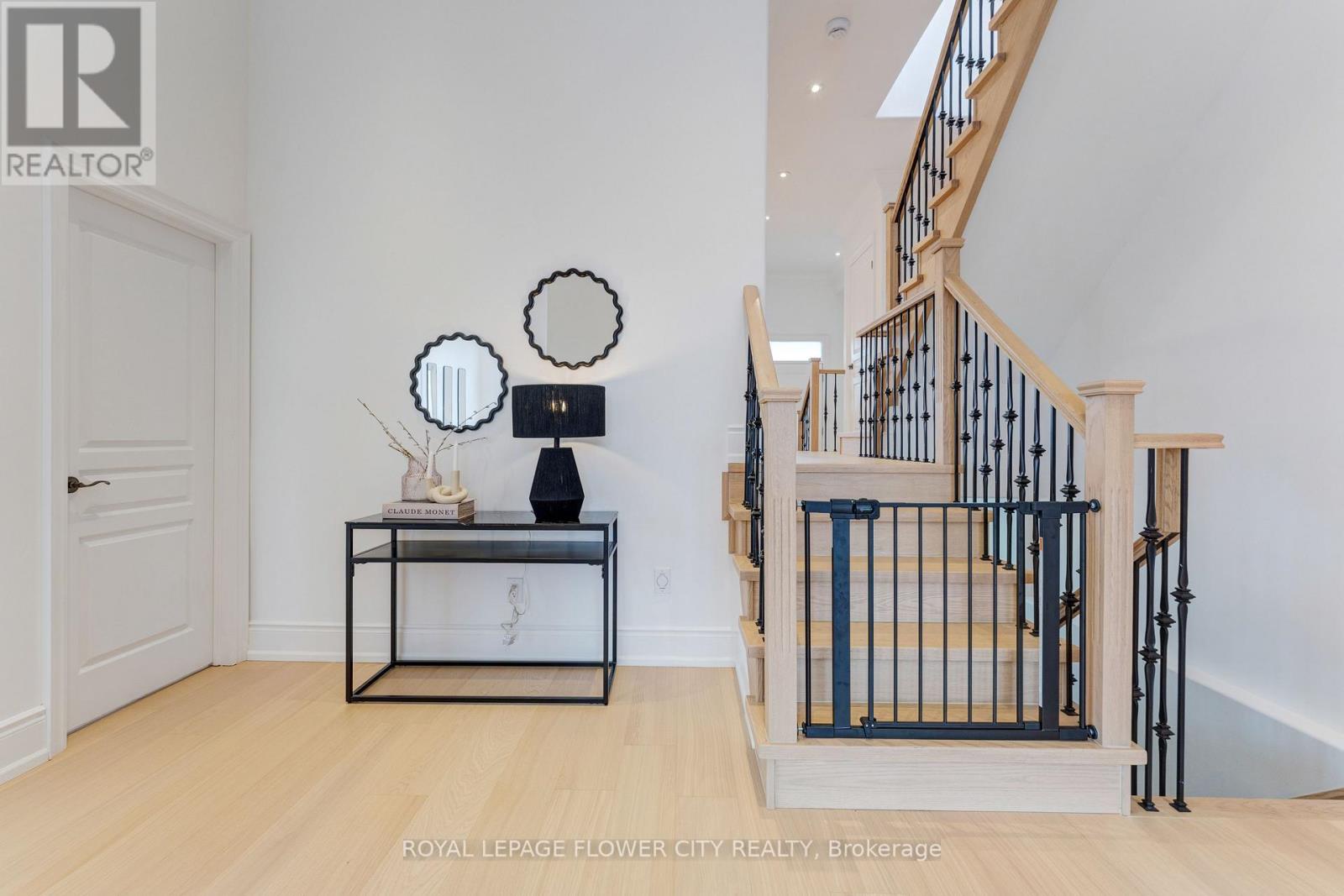 19 Connorvale Avenue, Toronto (alderwood), Ontario