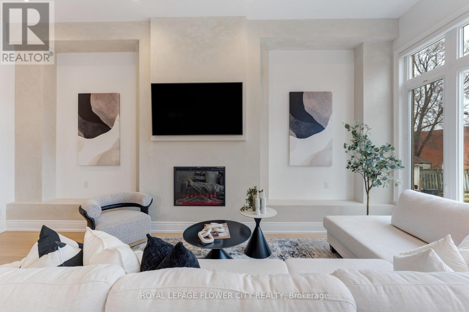 19 Connorvale Avenue, Toronto (alderwood), Ontario