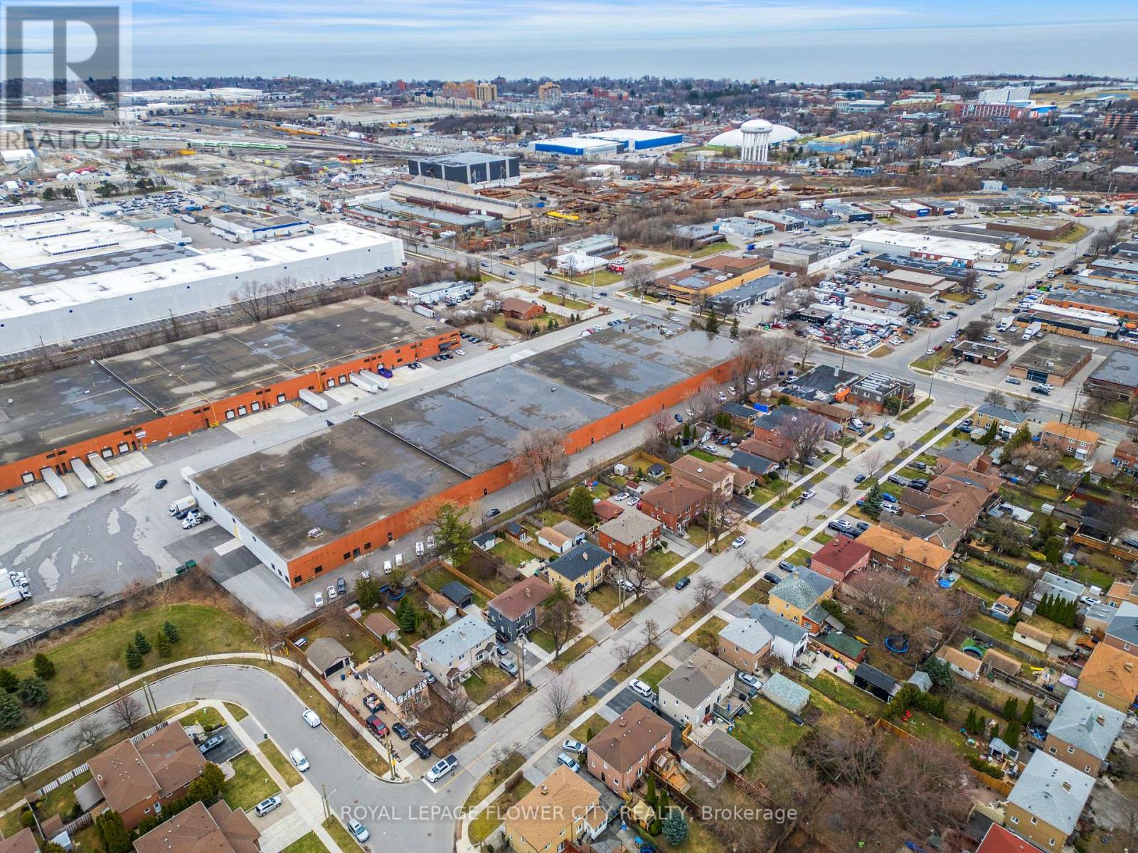 19 Connorvale Avenue, Toronto (alderwood), Ontario